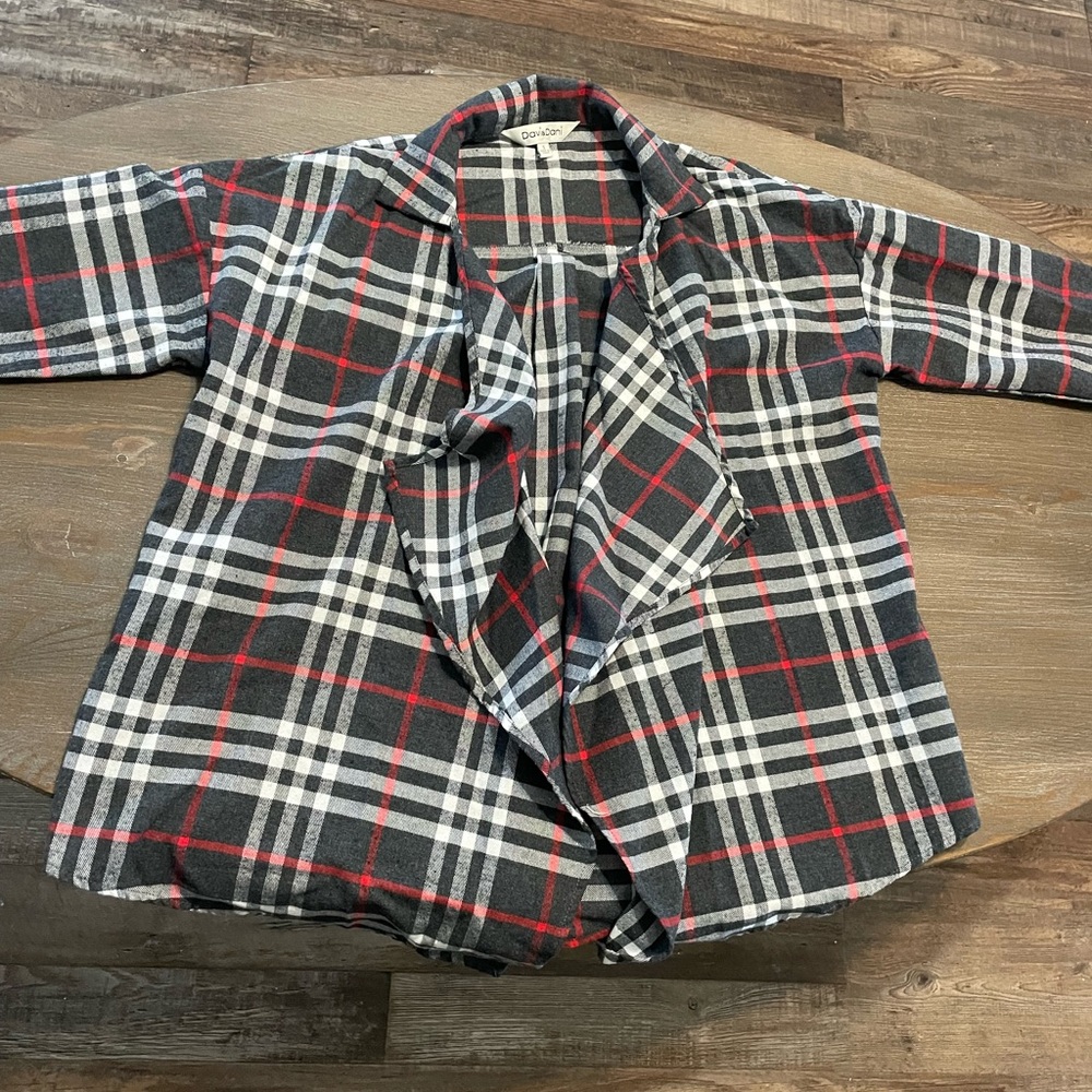 3/$10 David &Dani open sweater